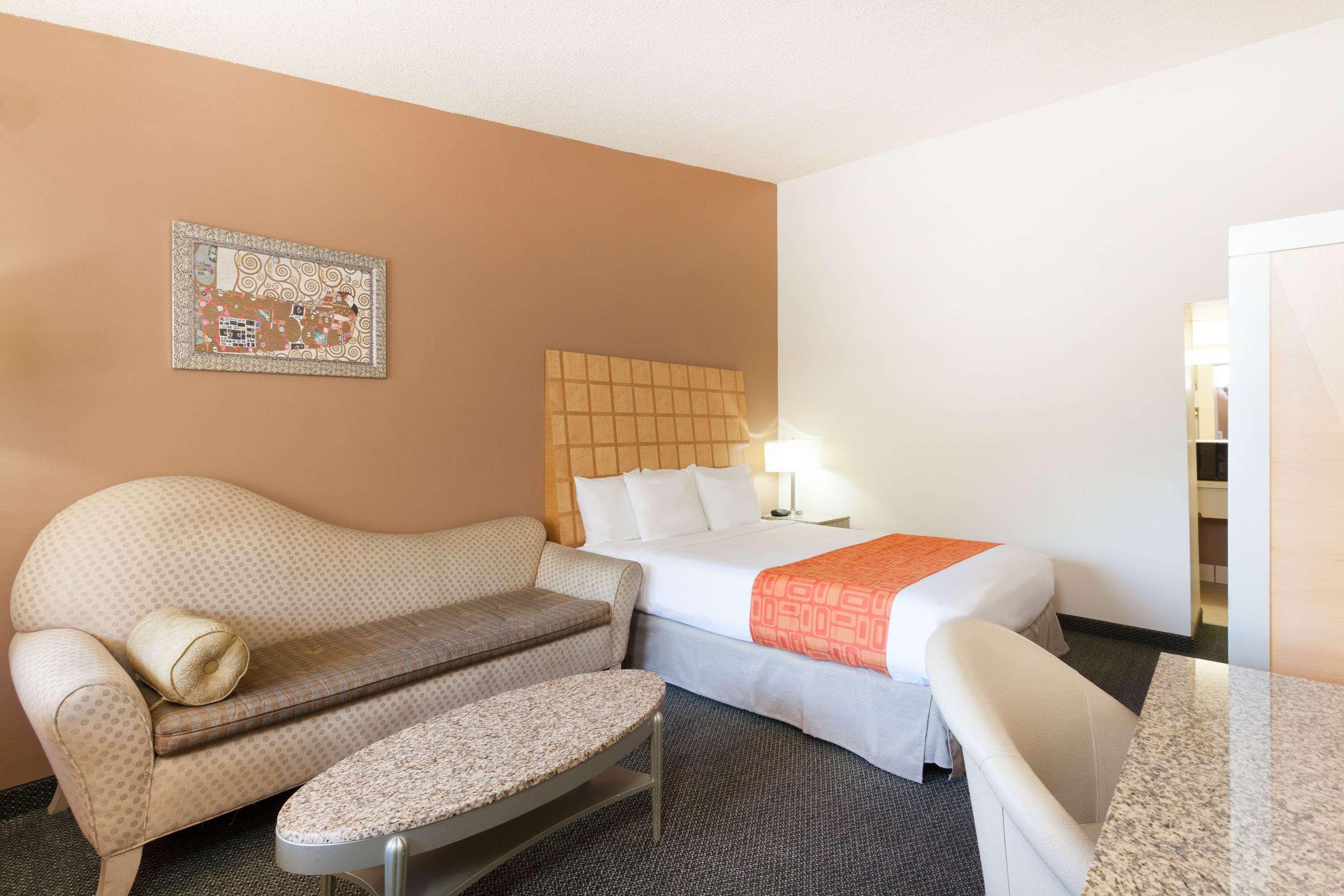 Howard Johnson By Wyndham Yuma Exterior foto
